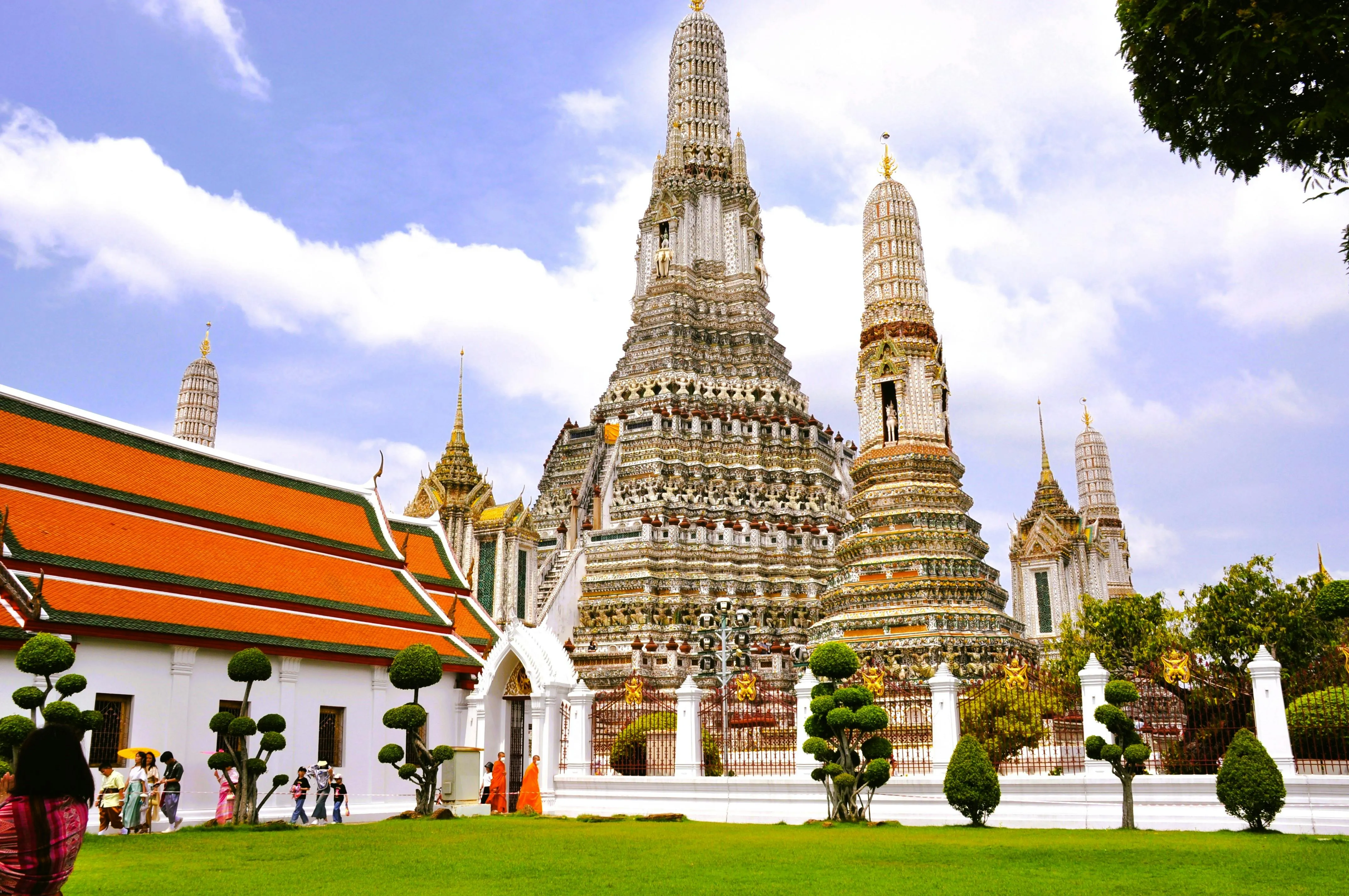 Top 10 Must-Visit Places in Thailand for First-Time Travelers